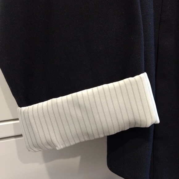 BCBGMaxazria women's black/navy blazer - Picture 5 of 7